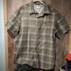 Men's Columbia Omni Wick Shirt Size Large